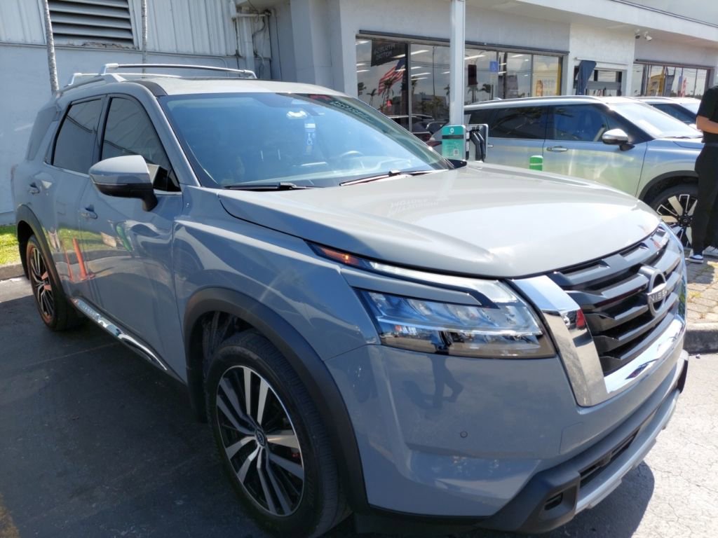 Used 2024 Nissan Pathfinder Platinum AWD/4WD video 2