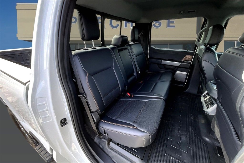 Used 2025 Ford F250 Lariat w/ Lariat Ultimate Package image 26