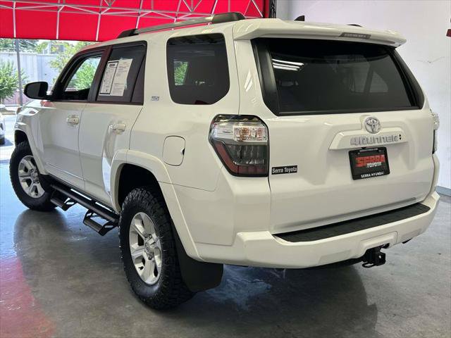 Certified 2024 Toyota 4Runner SR5 Premium w/ Moonroof Package AWD/4WD image 5