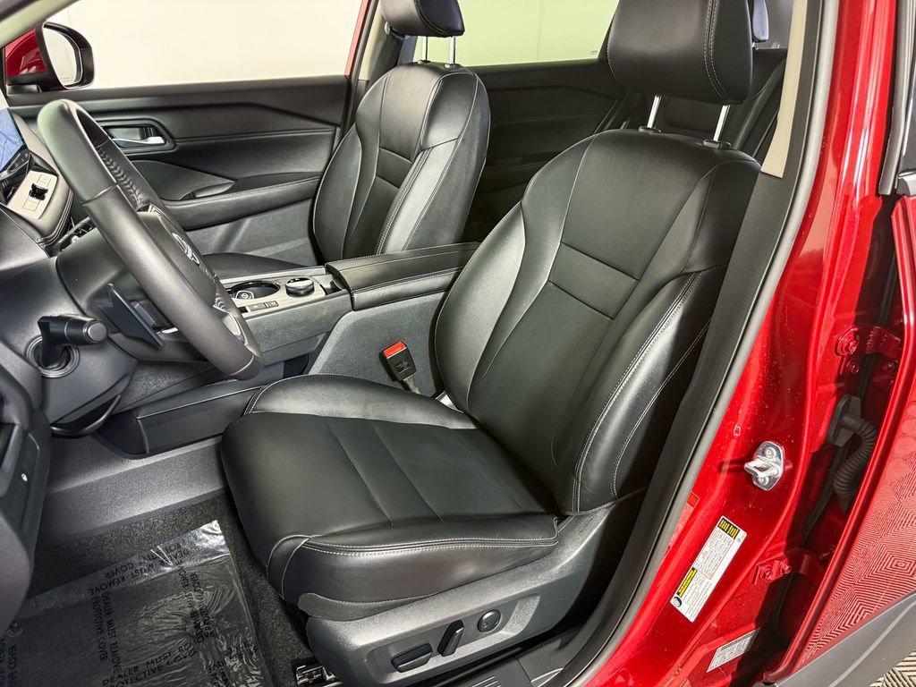 Certified 2024 Nissan Rogue SL image 17