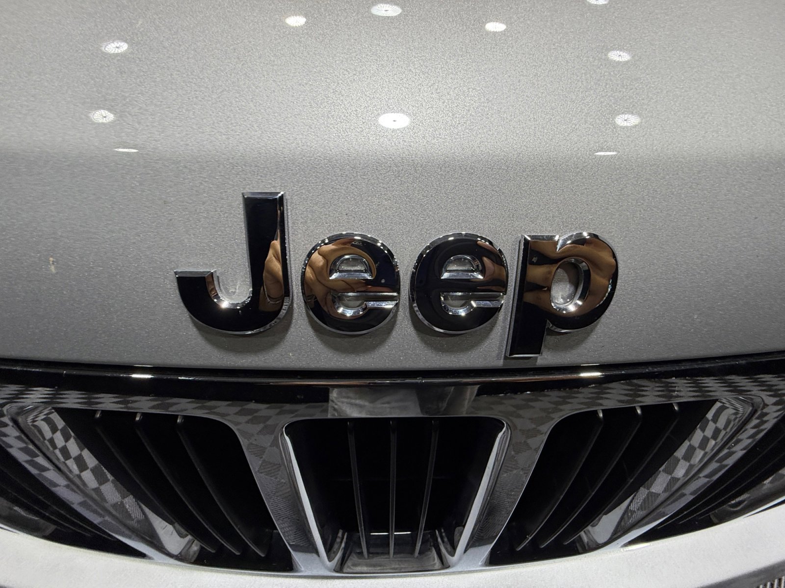 Used 2012 Jeep Grand Cherokee Limited image 23