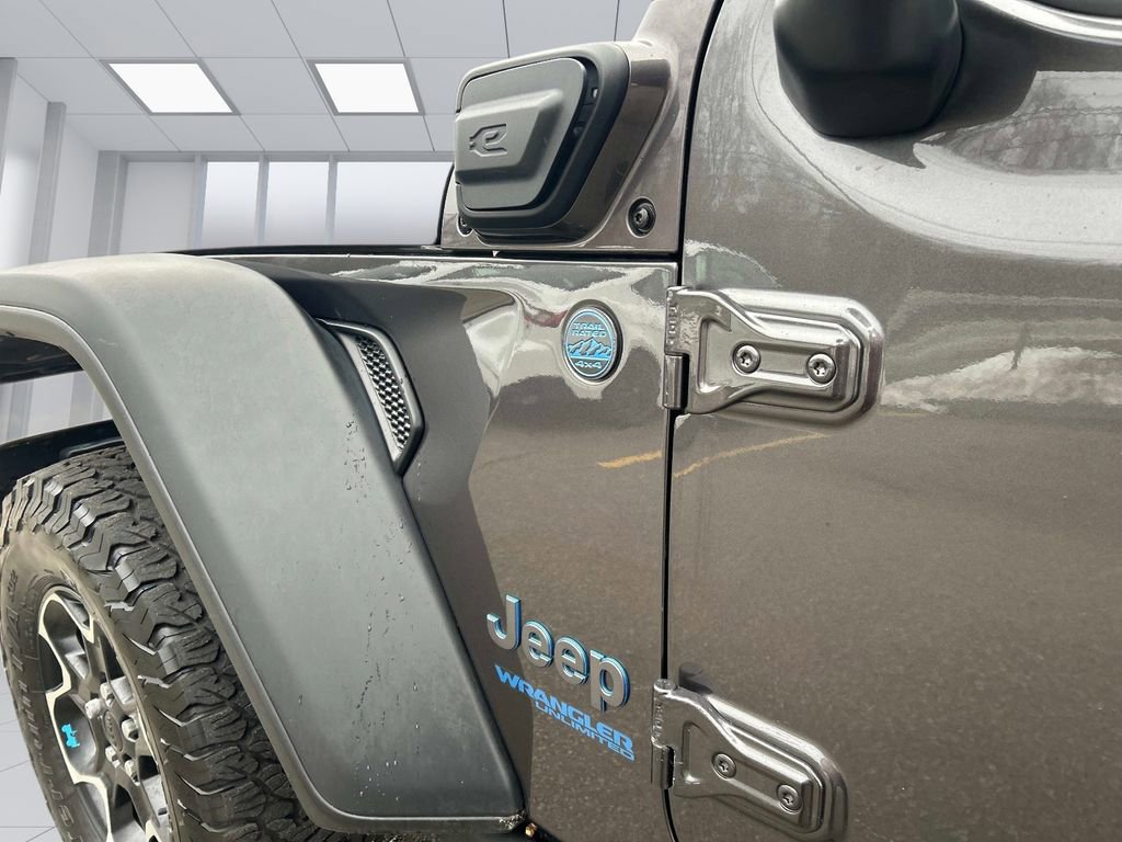Used 2021 Jeep Wrangler Unlimited Rubicon 4xe w/ Dual Top Group image 11