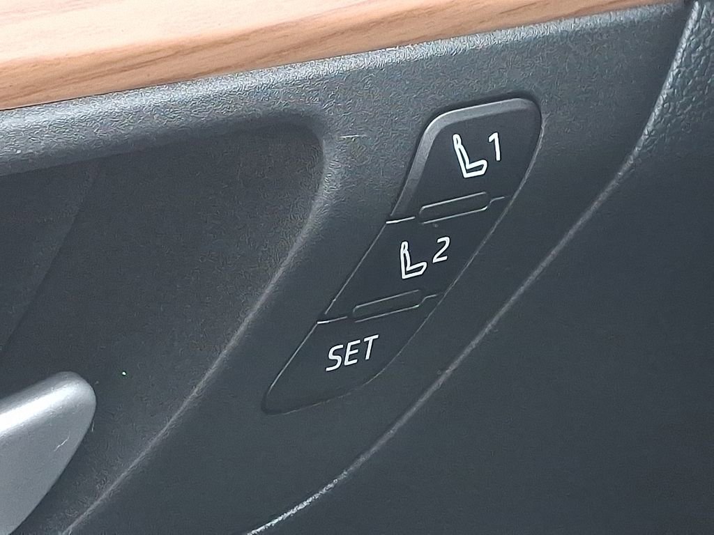 Used 2024 Toyota Grand Highlander XLE image 24