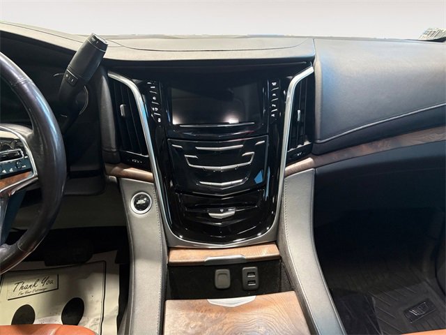 Used 2019 Cadillac Escalade Premium Luxury image 9