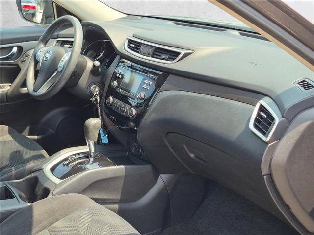 Used 2014 Nissan Rogue S AWD/4WD image 24