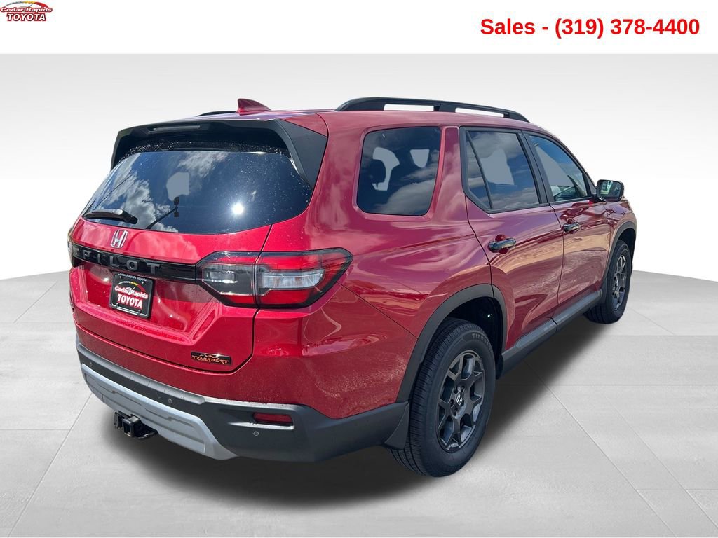 Used 2024 Honda Pilot TrailSport image 5