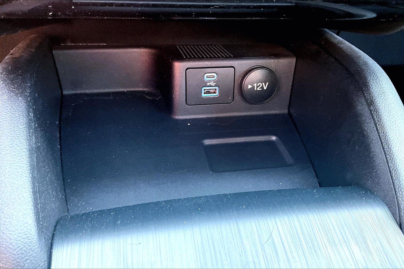 Used 2023 Ford Escape ST-Line w/ Tech Pack #1 AWD/4WD image 32