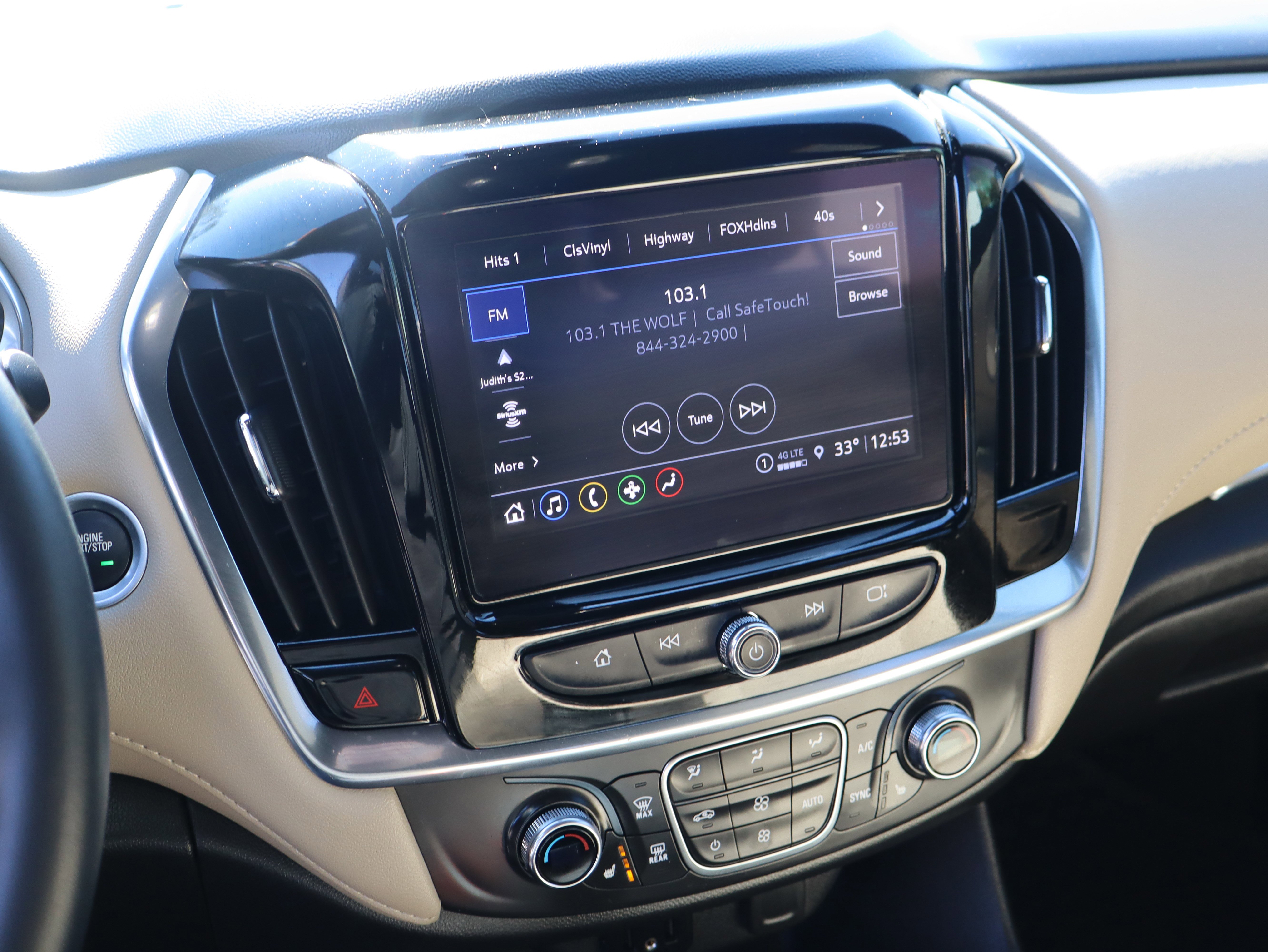 Used 2023 Chevrolet Traverse LT image 28