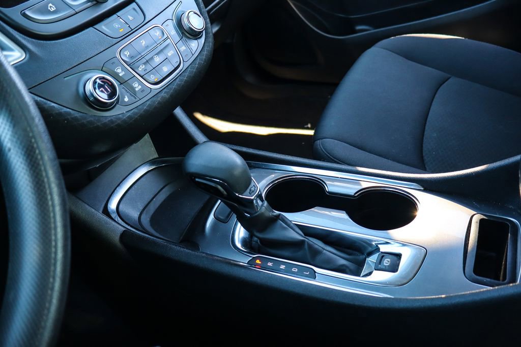 Used 2023 Chevrolet Malibu LT image 29