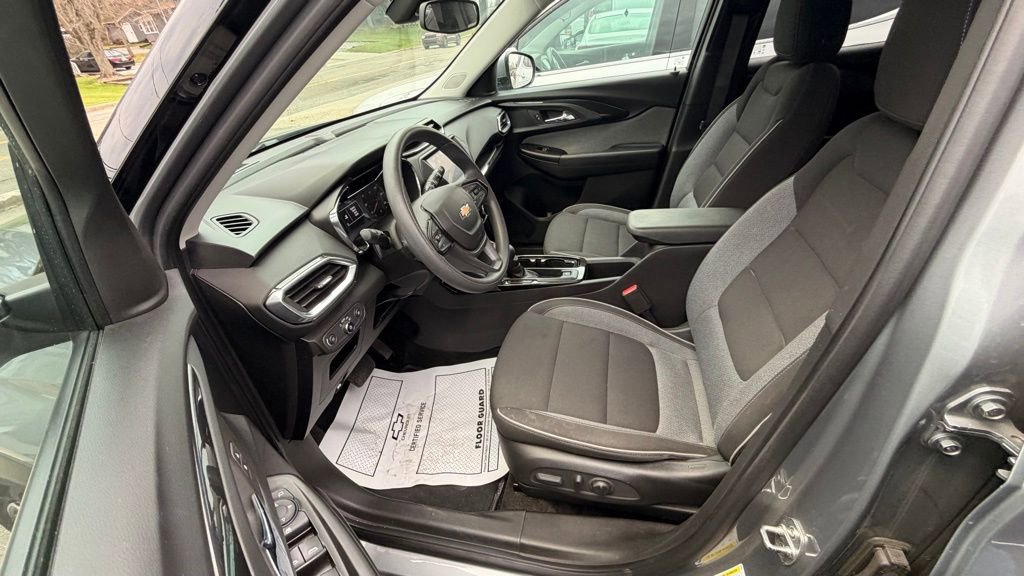 Used 2023 Chevrolet TrailBlazer LT image 7
