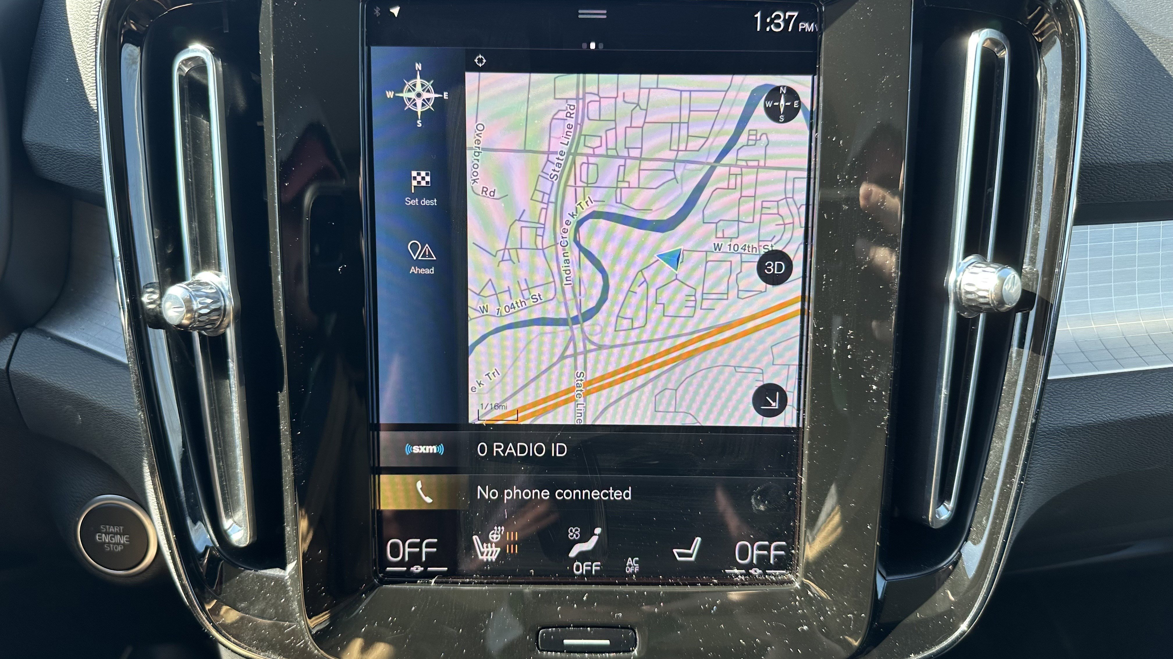 Used 2022 Volvo XC40 T5 Momentum w/ Premium Package image 25