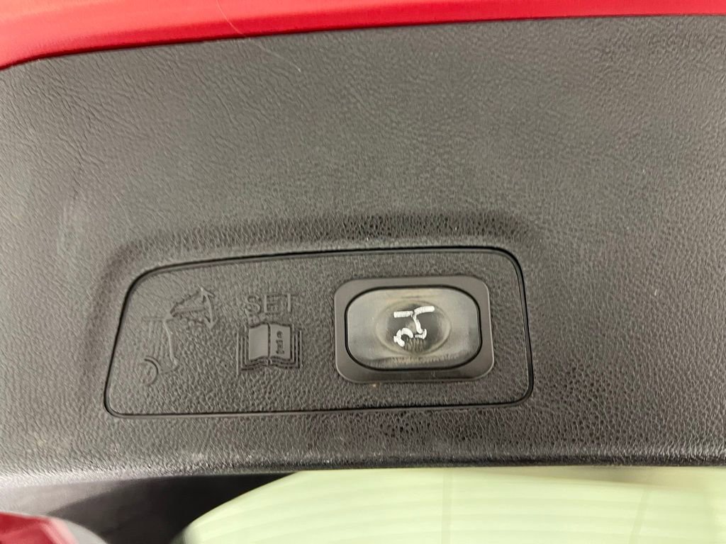 Used 2017 Lincoln MKC Select image 29