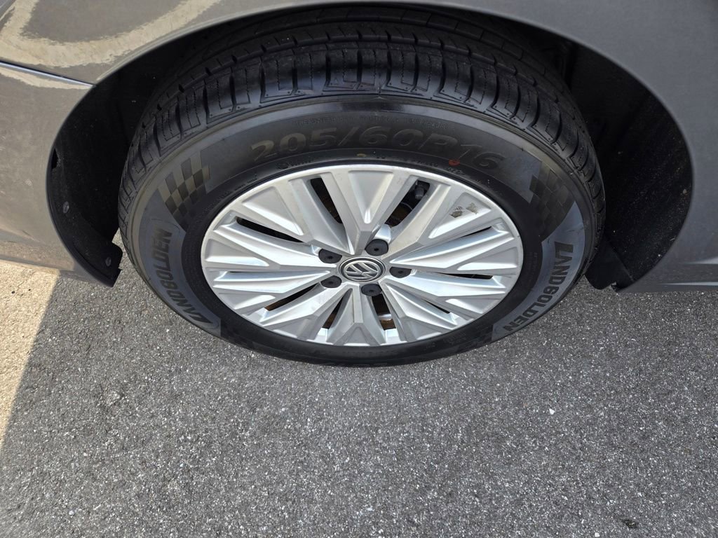 Used 2020 Volkswagen Jetta S w/ Driver Assistance Package FWD image 11