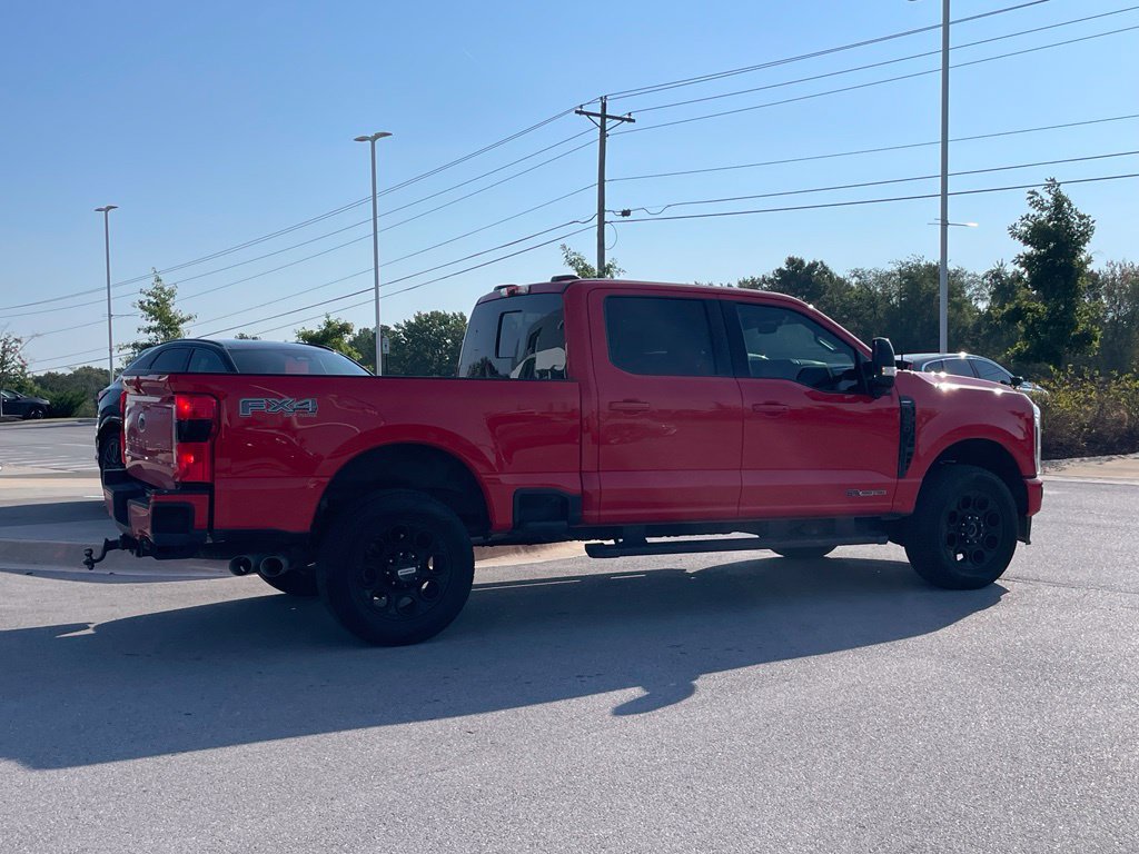 Used 2024 Ford F250 Lariat w/ Black Appearance Package AWD/4WD image 8