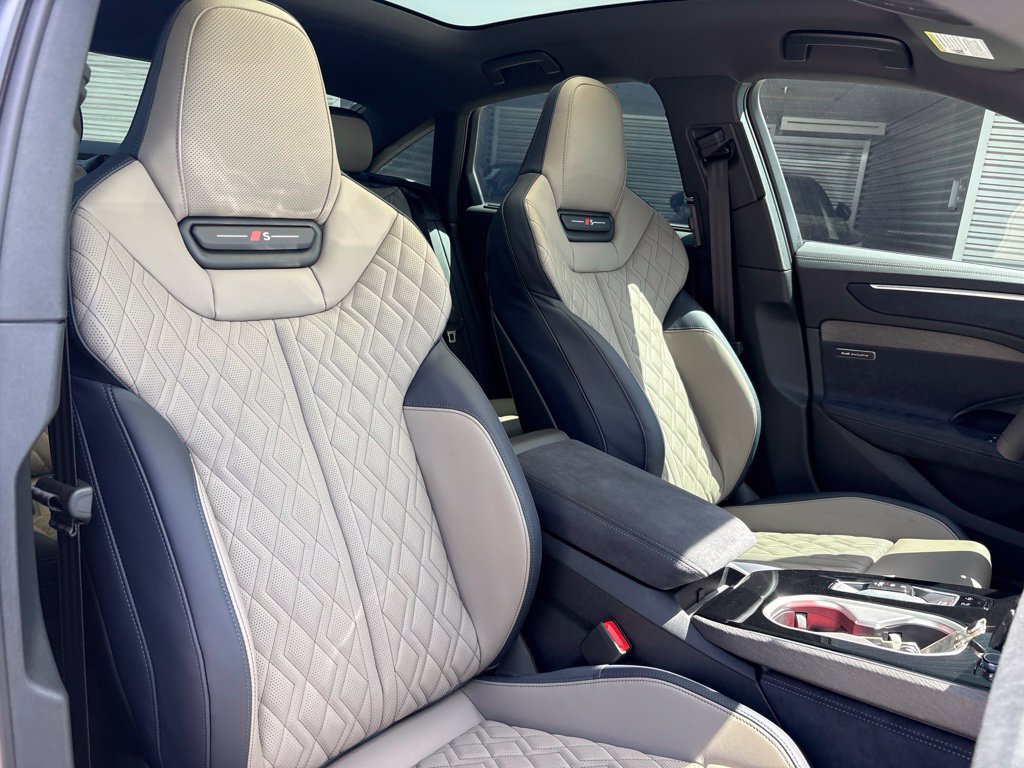 New 2026 Audi A6 Premium Plus AWD/4WD image 14