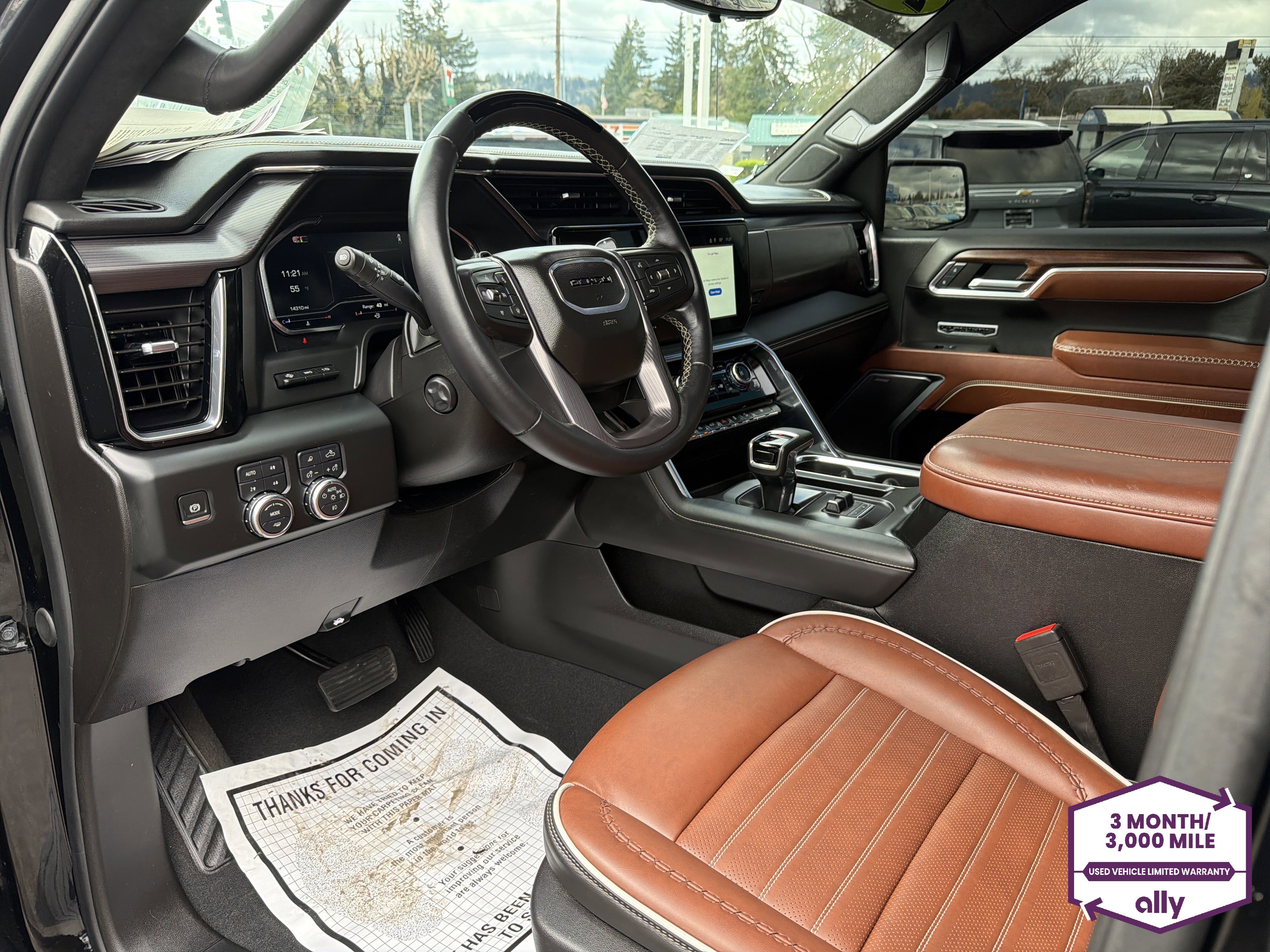 Used 2024 GMC Sierra 1500 Denali Ultimate image 9