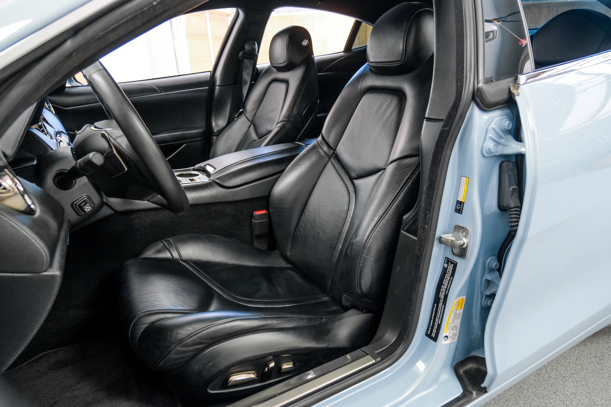 Used 2018 Karma Revero Luxury RWD image 36