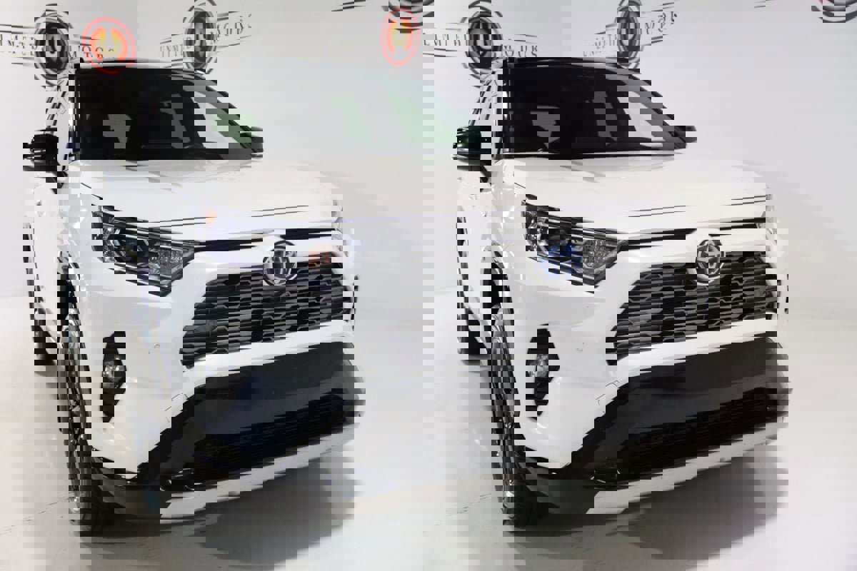 Used 2020 Toyota RAV4 XSE AWD/4WD image 22