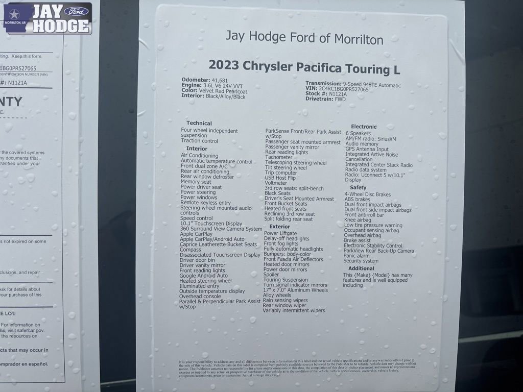 Used 2023 Chrysler Pacifica Touring-L image 19