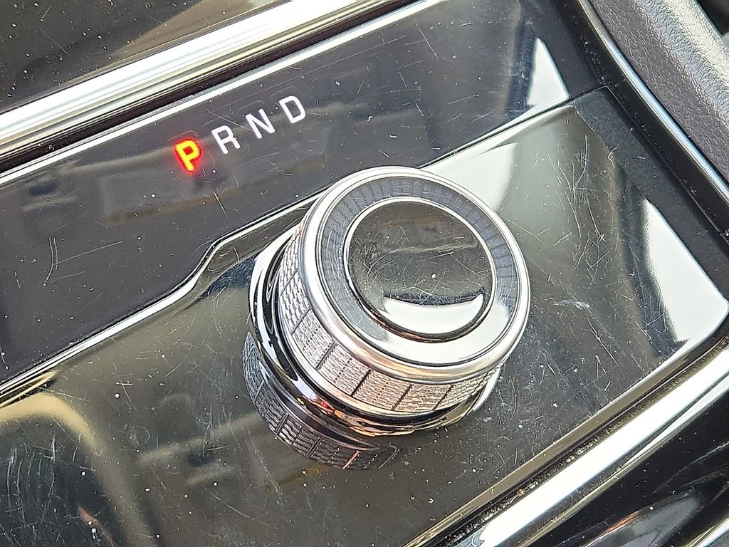 Used 2023 Jeep Grand Cherokee Laredo image 14