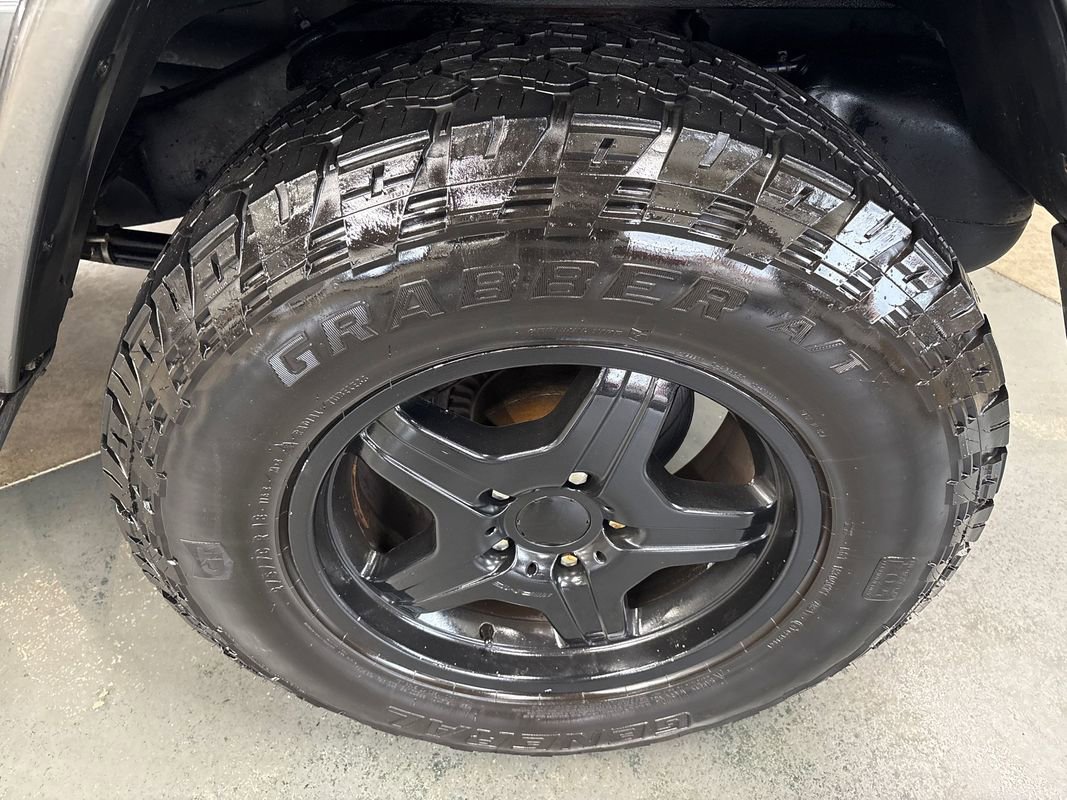 Used 2005 Mercedes-Benz G 55 AMG 4MATIC image 31