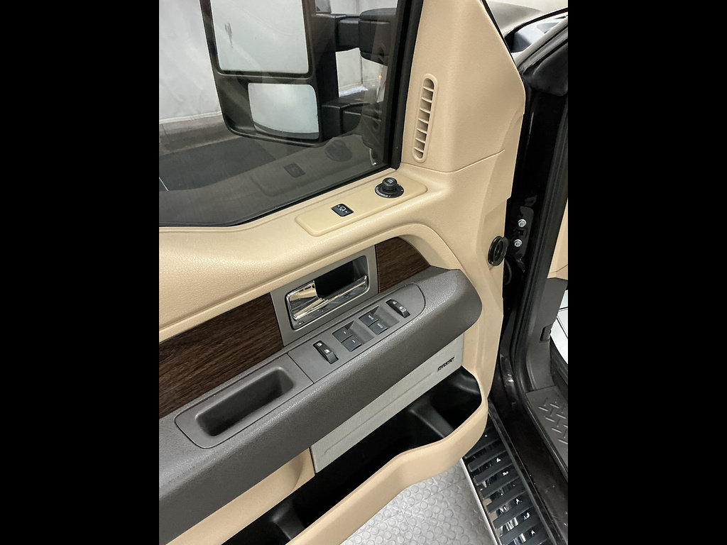 Used 2014 Ford F150 Lariat w/ Equipment Group 502A Luxury AWD/4WD image 7