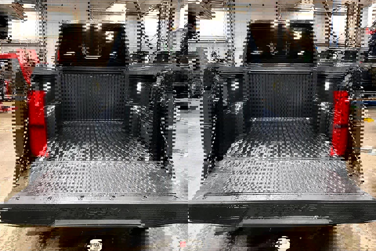 Certified 2025 Toyota Tacoma TRD Off-Road image 30