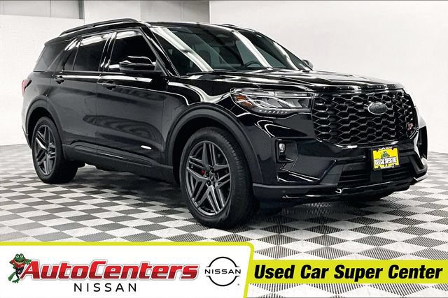 Used 2025 Ford Explorer ST AWD/4WD image 1