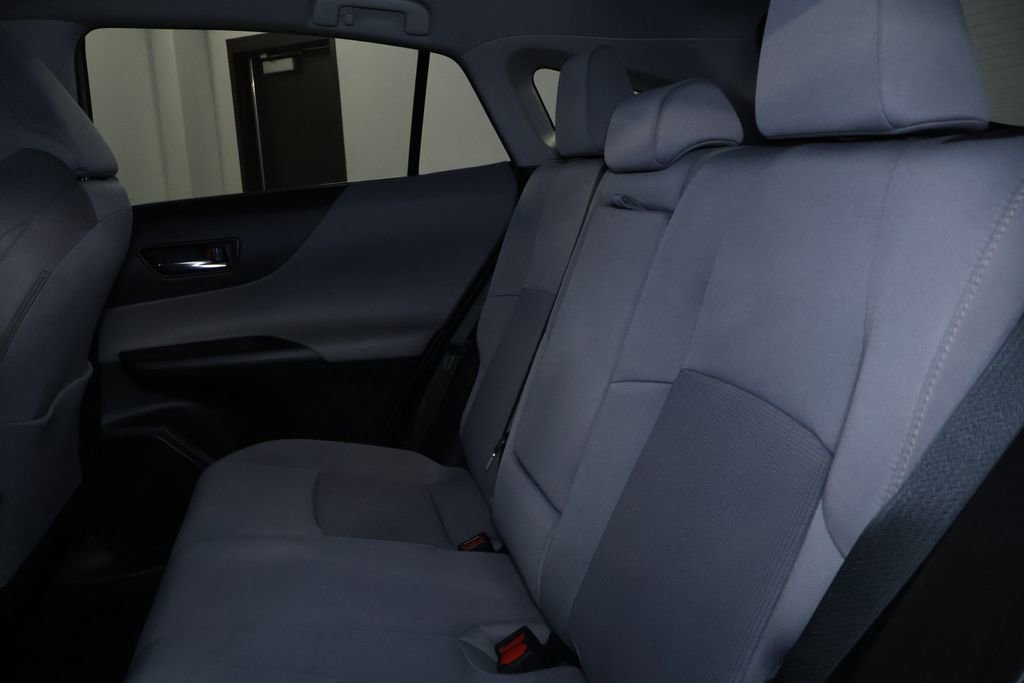 Used 2022 Toyota Venza LE AWD/4WD image 15