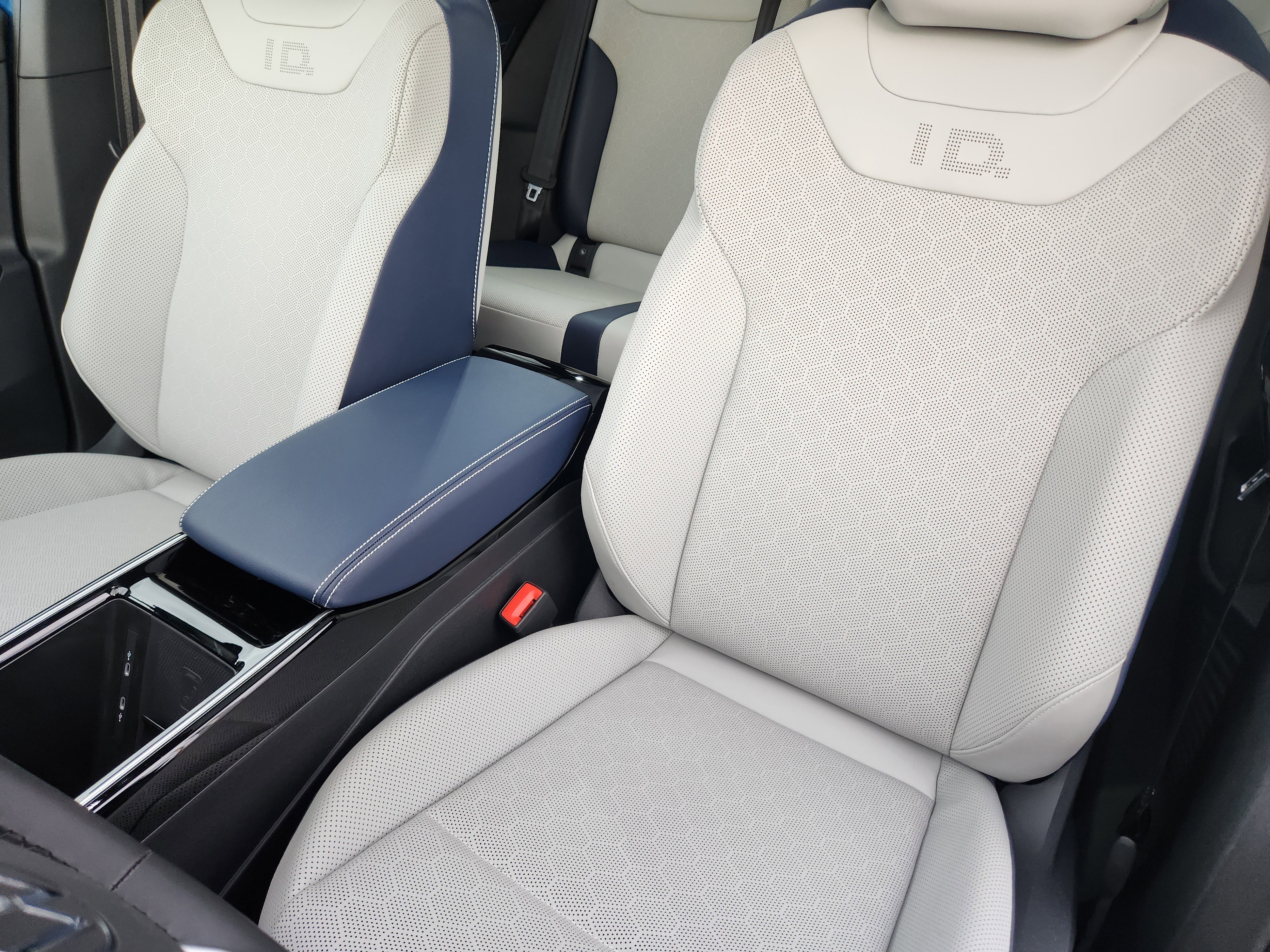 New 2026 Volkswagen ID.4 Pro S Plus image 18