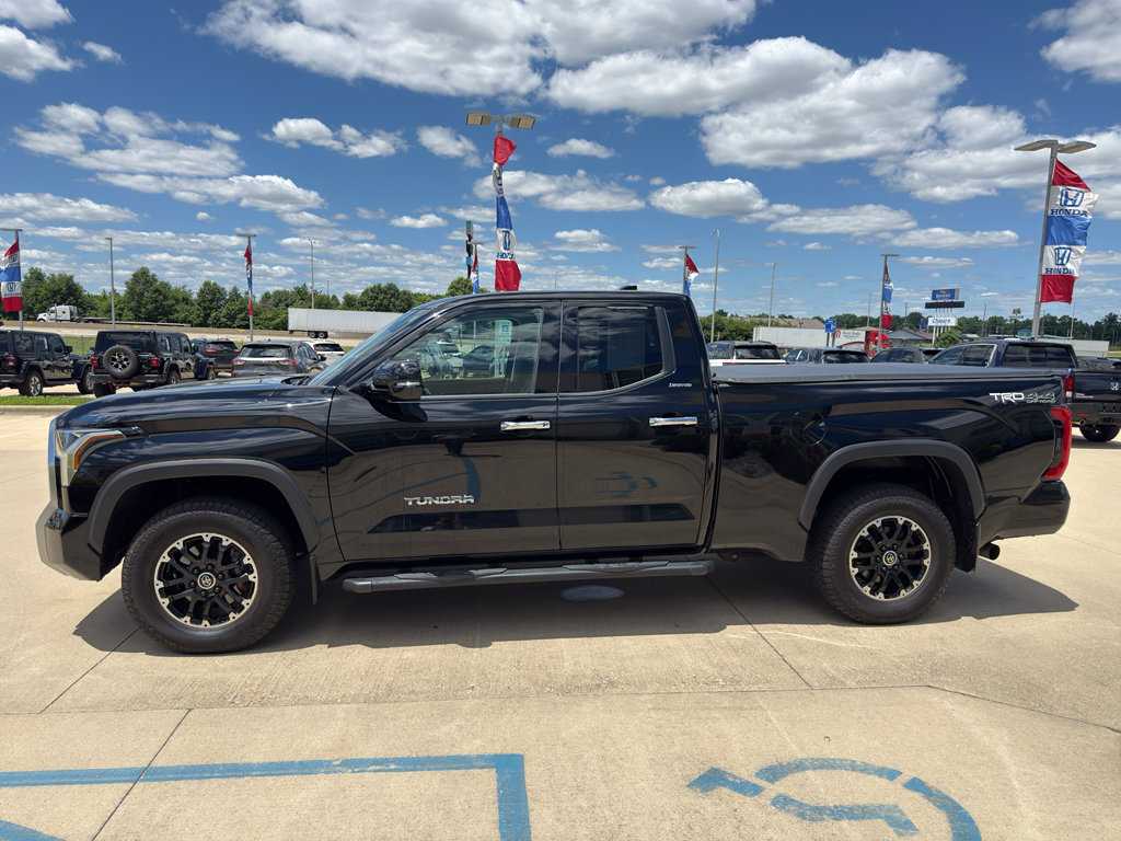 Used 2022 Toyota Tundra Limited AWD/4WD image 8