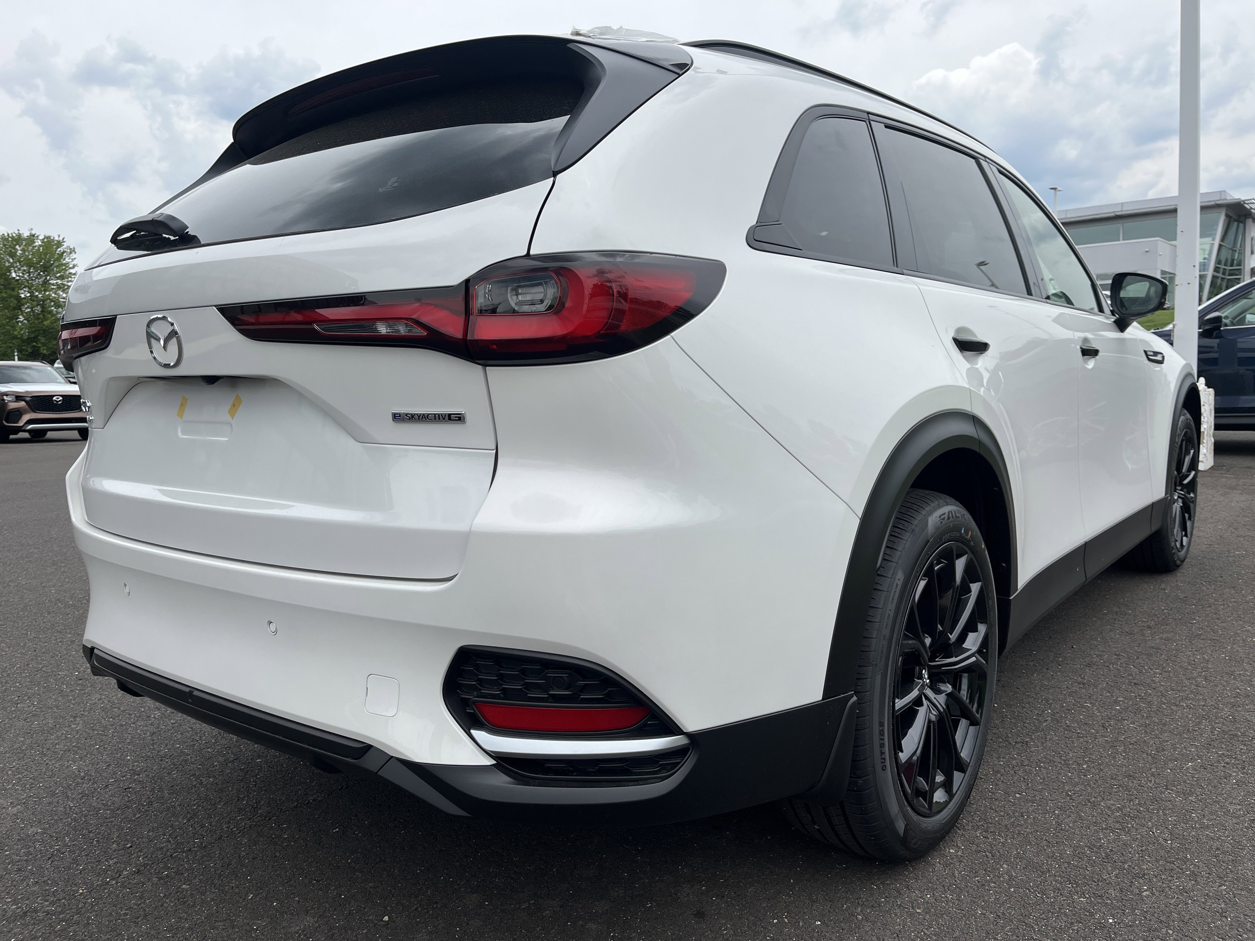 New 2025 MAZDA CX-70 3.3 Turbo w/ Premium Plus Pkg image 16