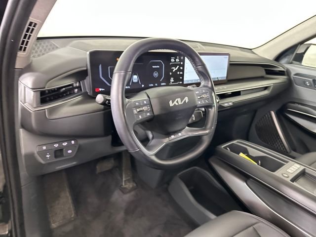 Used 2024 Kia EV9 Wind image 13