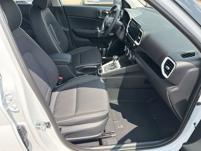 New 2026 Hyundai Venue SEL FWD image 26