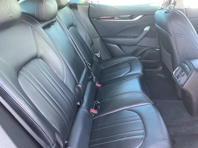 Used 2021 Maserati Levante S image 34