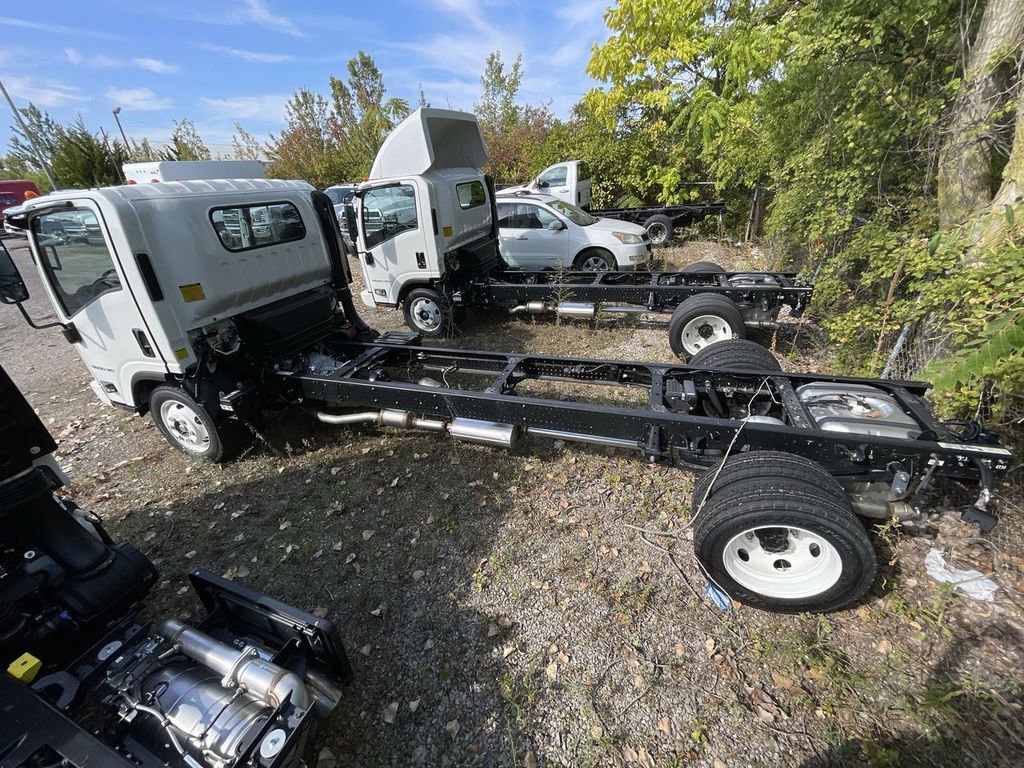 New 2024 Chevrolet Low Cab Forward 5500XG image 2