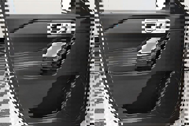 Used 2023 Ford Explorer ST w/ Equipment Group 401A image 22