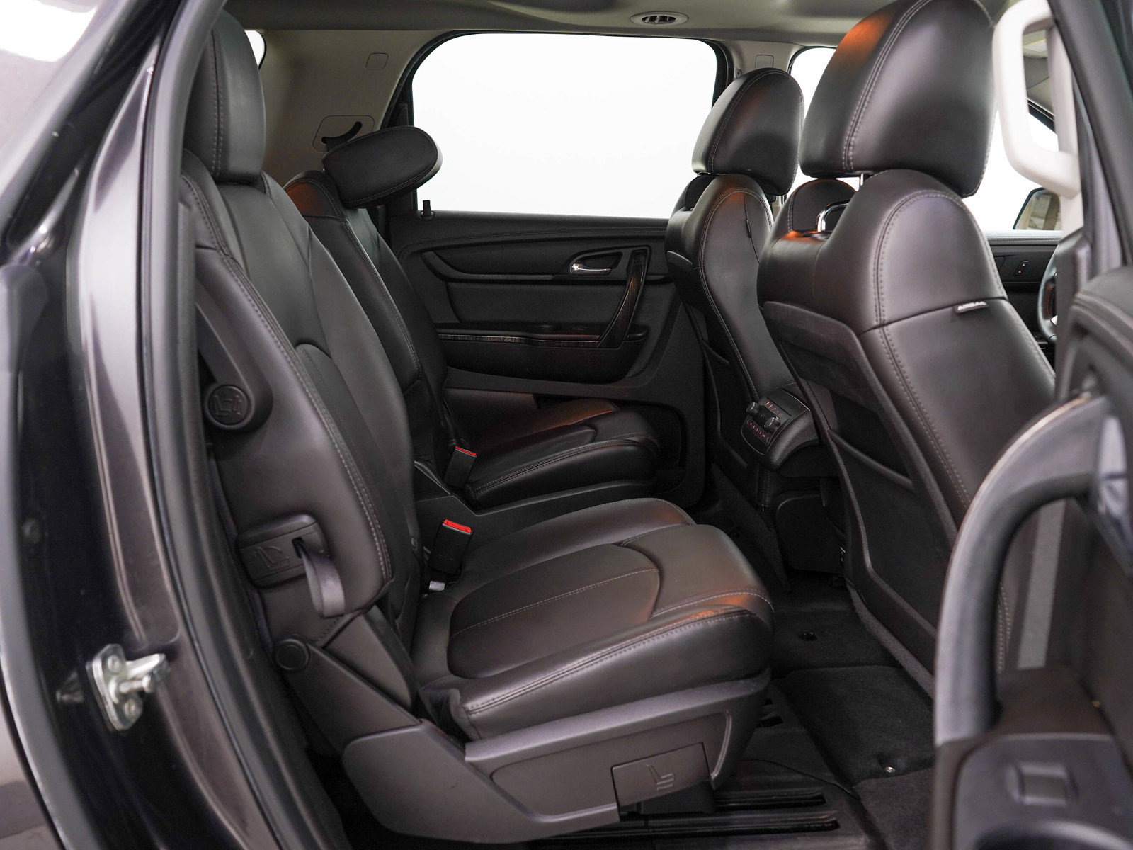 Used 2016 GMC Acadia SLT w/ Open Road Package AWD/4WD image 12