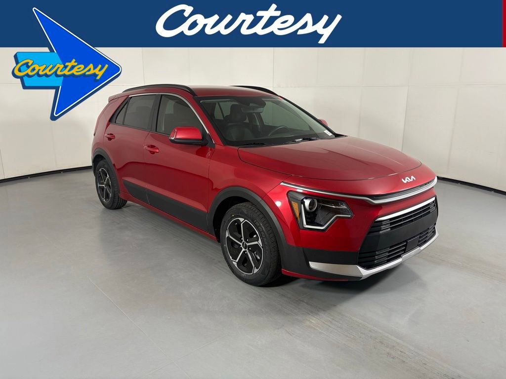 Used 2024 Kia Niro EX