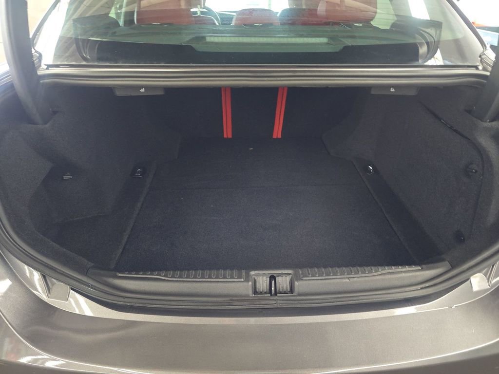 Used 2024 Alfa Romeo Giulia Veloce image 8