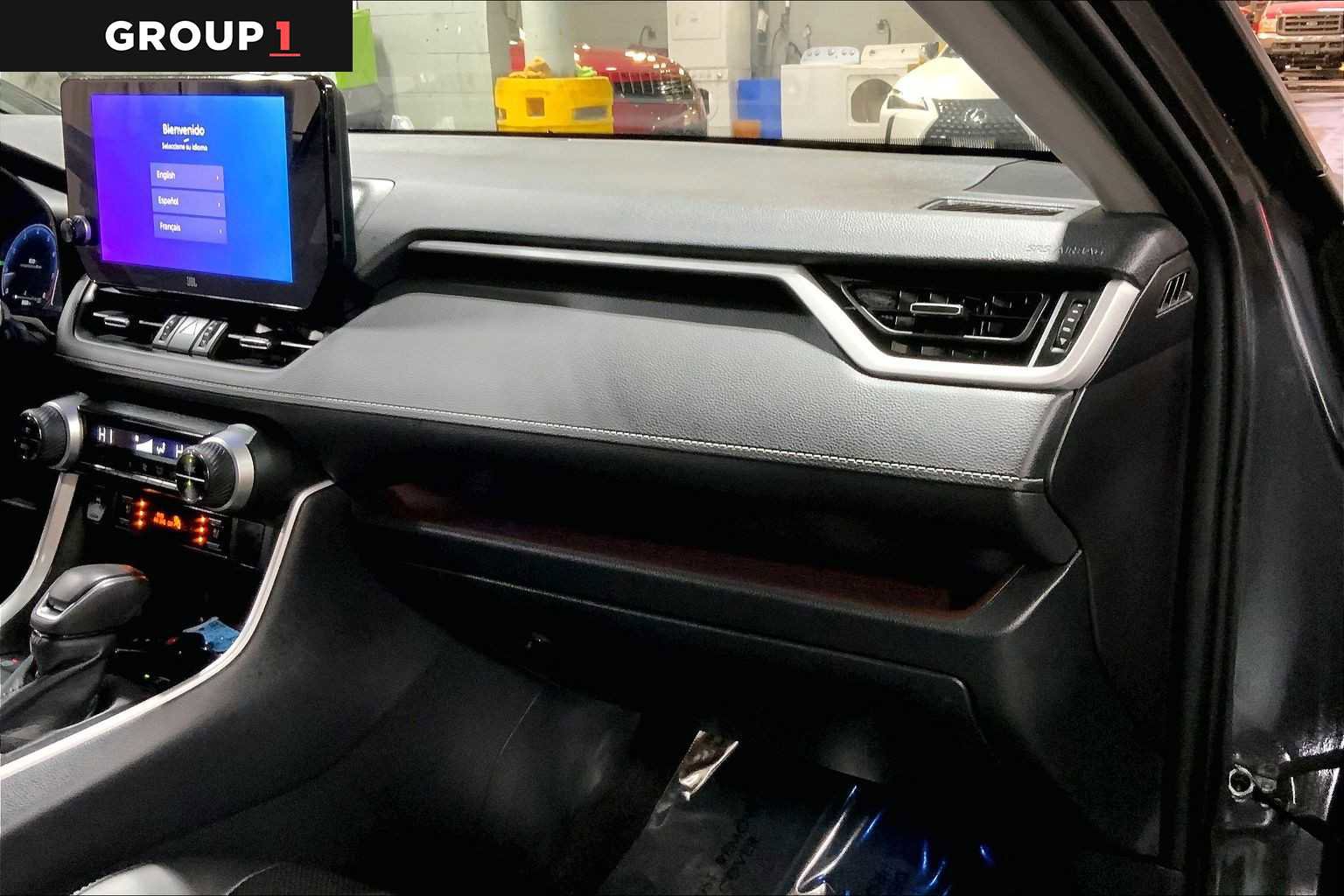 Used 2025 Toyota RAV4 Limited image 18