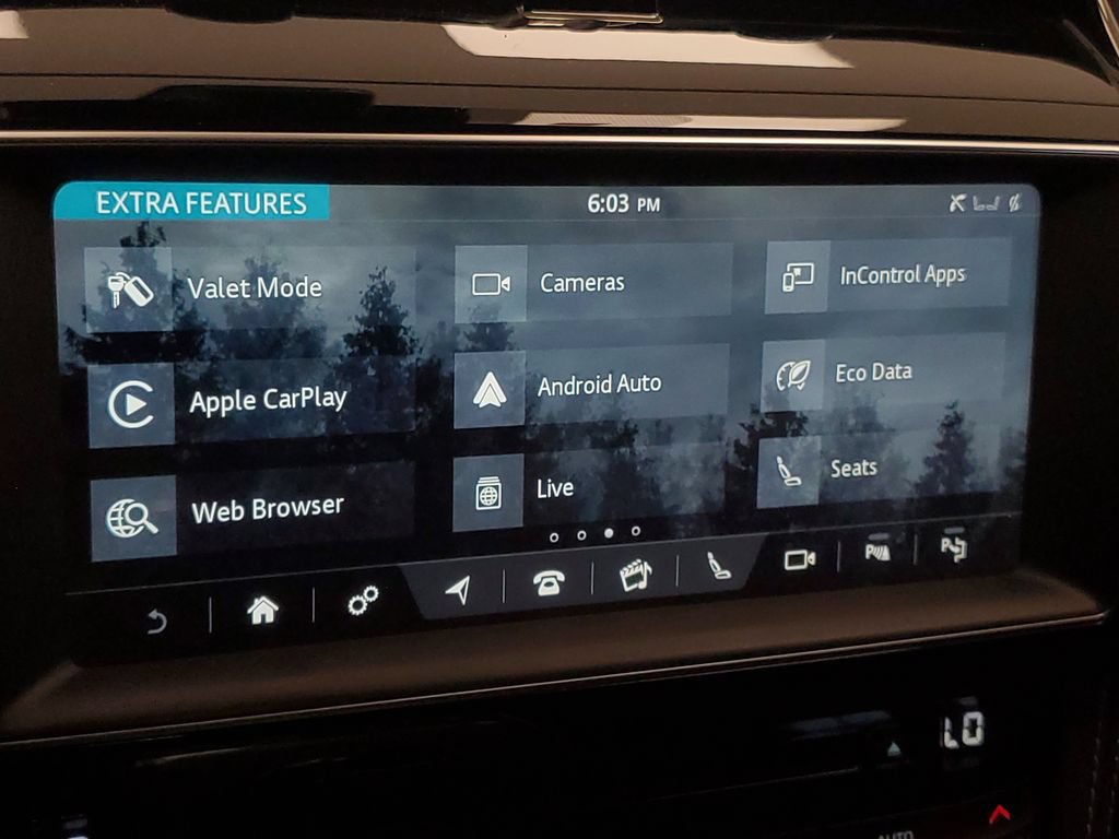 Used 2019 Jaguar F-PACE S AWD/4WD image 20
