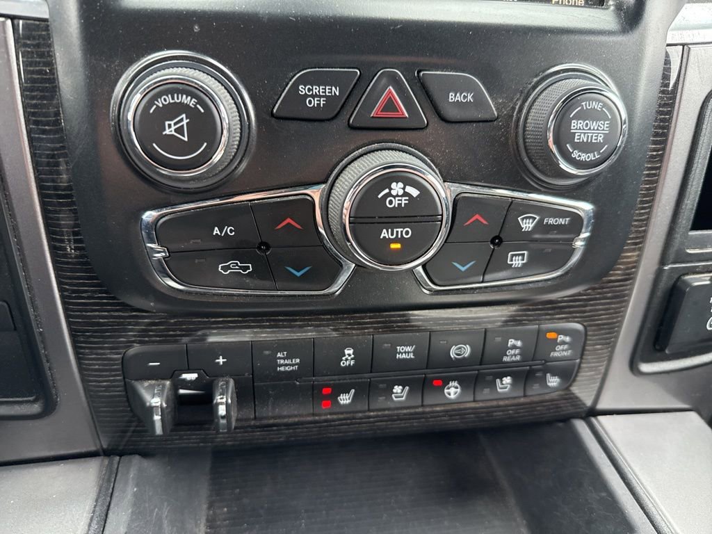 Used 2017 RAM 3500 Laramie Longhorn image 33