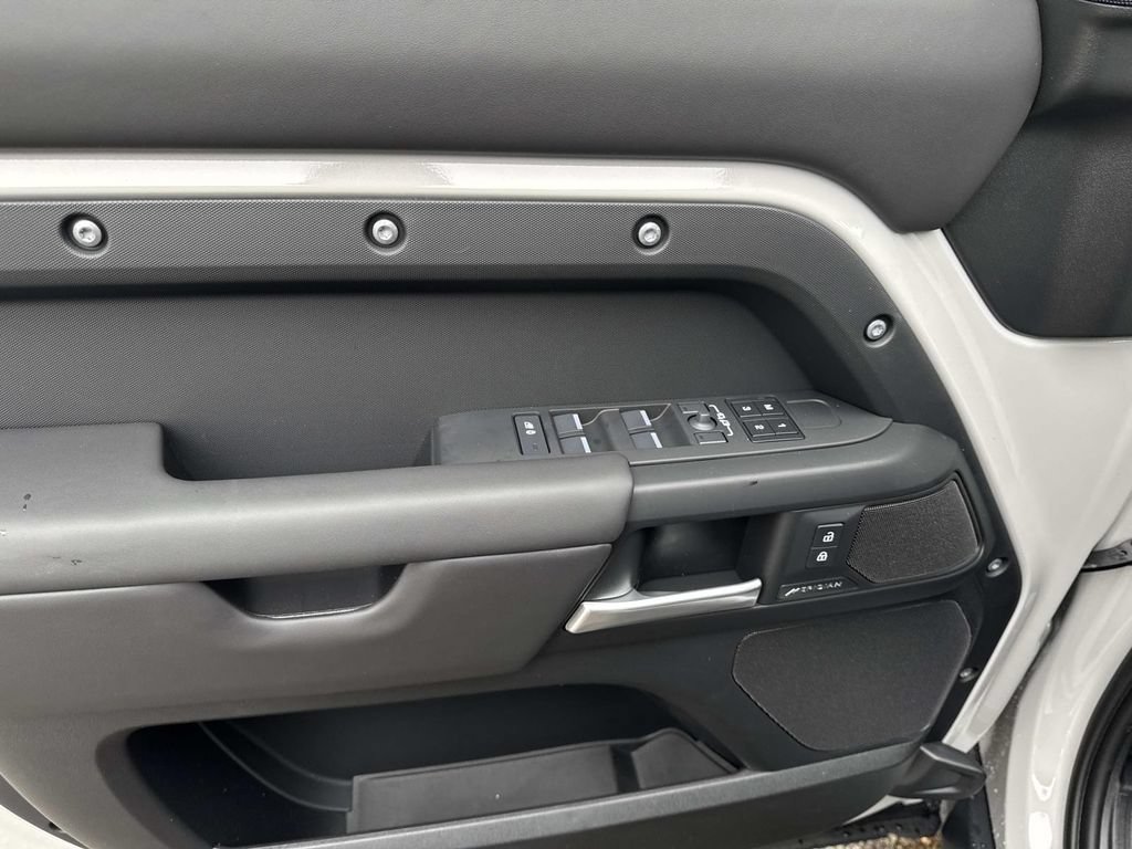 New 2026 Land Rover Defender 130 S AWD/4WD image 18