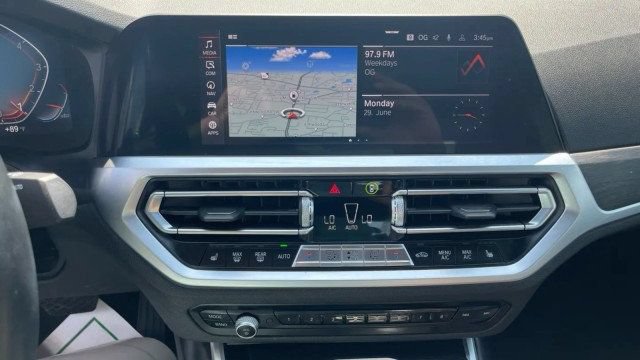 Used 2021 BMW 330i Sedan RWD image 22