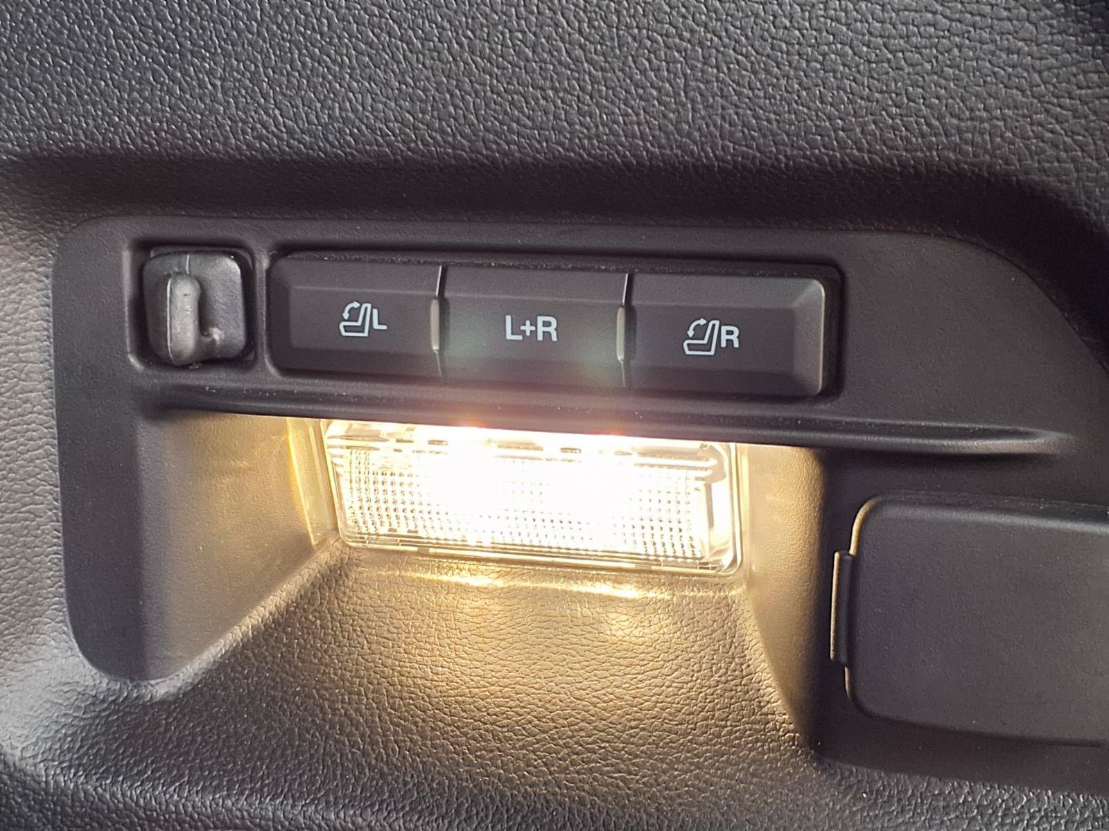 Used 2023 Ford Explorer ST w/ Equipment Group 401A AWD/4WD image 12