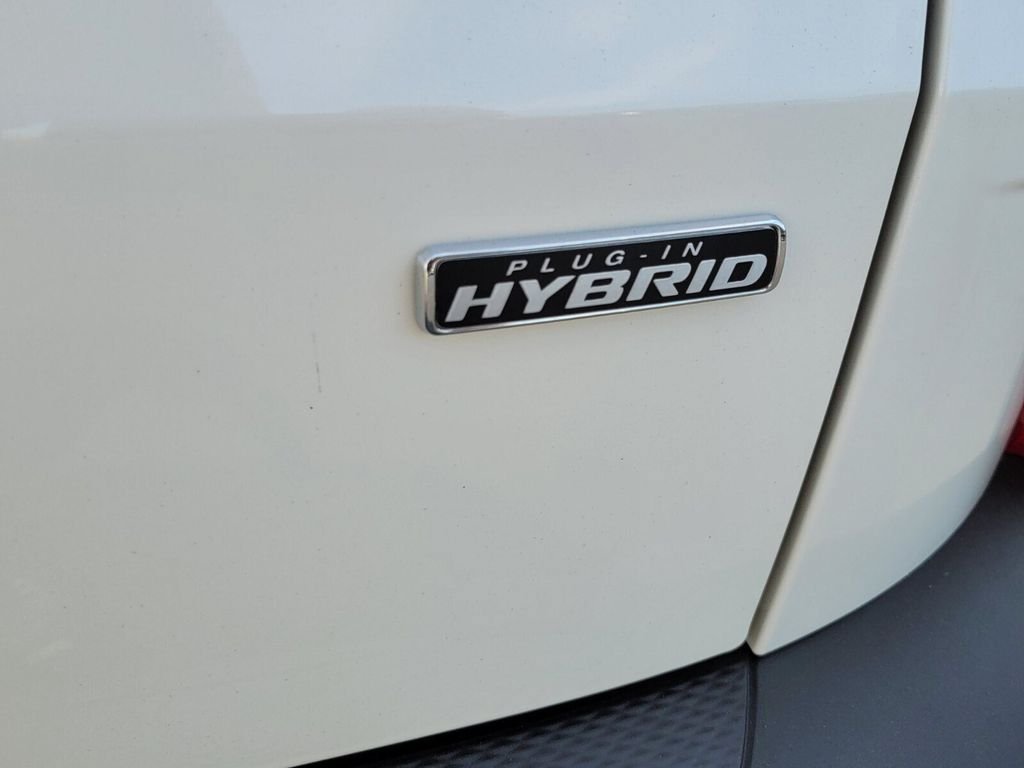 Used 2024 Ford Escape SE FWD image 10