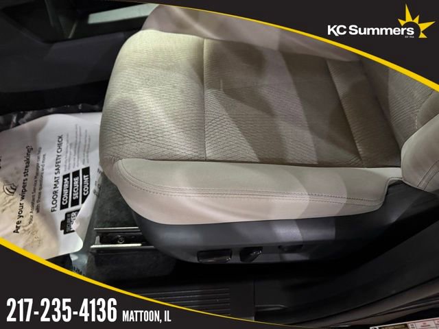 Certified 2025 Nissan Rogue SV image 10