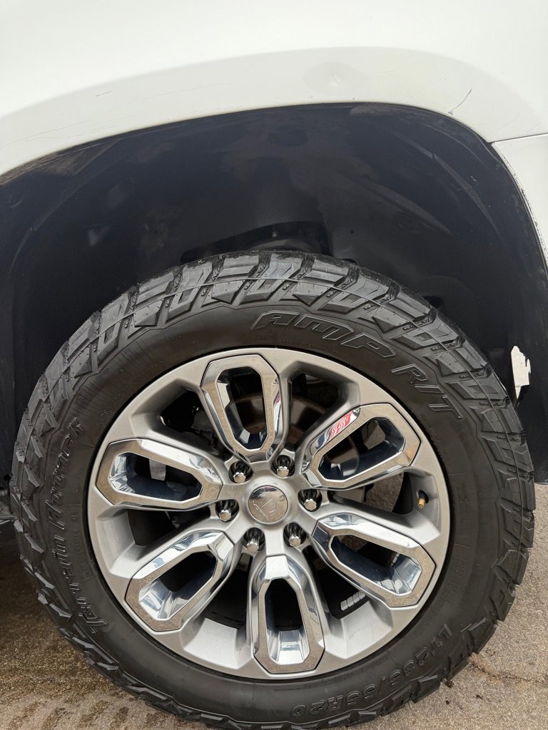 Used 2009 GMC Yukon SLE image 22