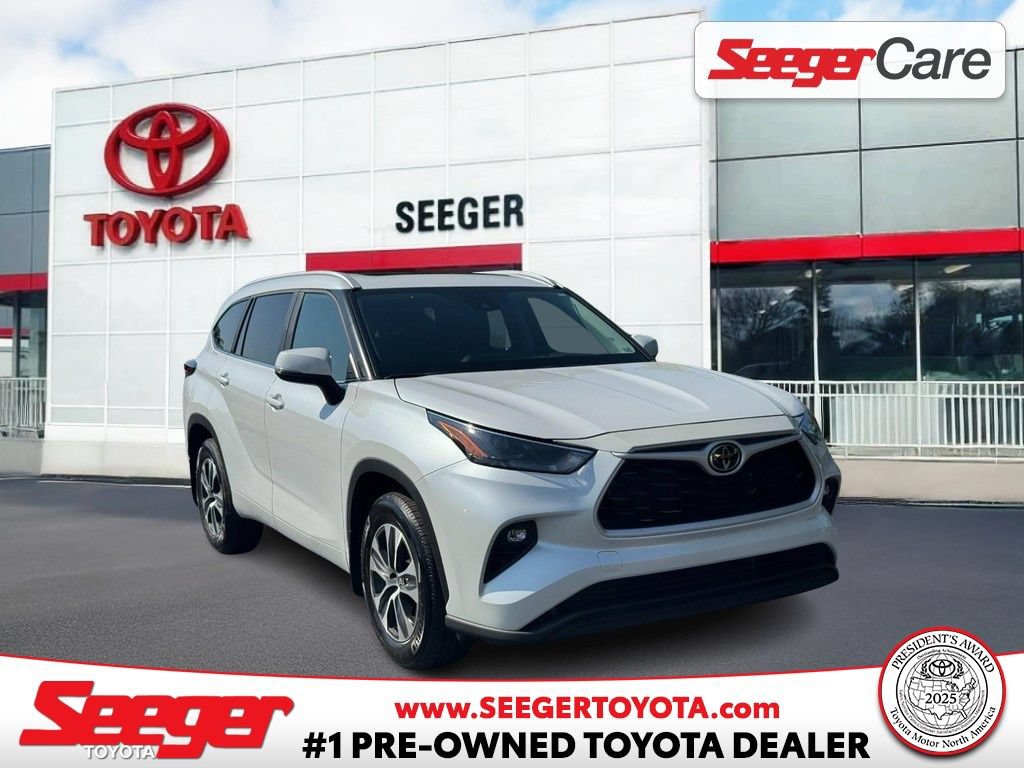 Used 2026 Toyota Highlander XLE